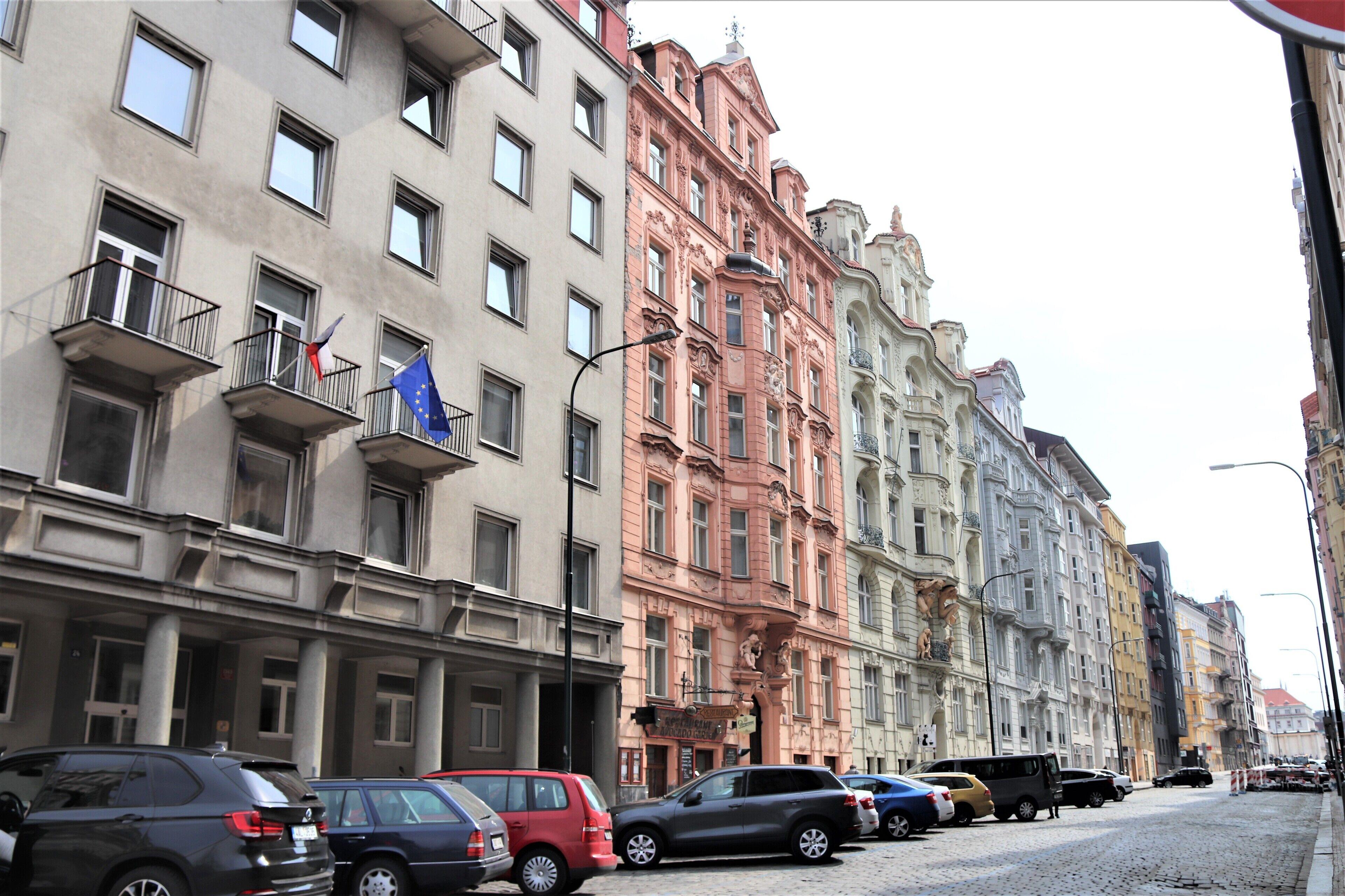 Flowers Apartments, Prague